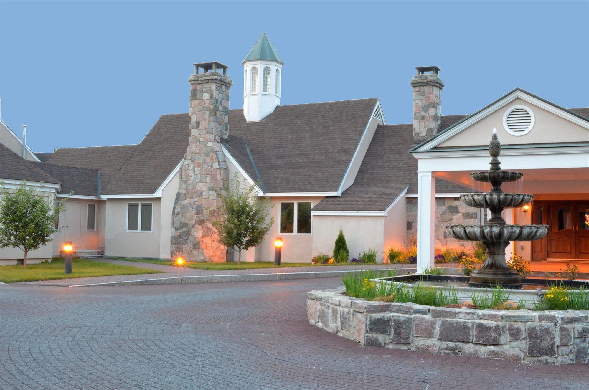 Orchards Hotel Williamstown Exterior photo