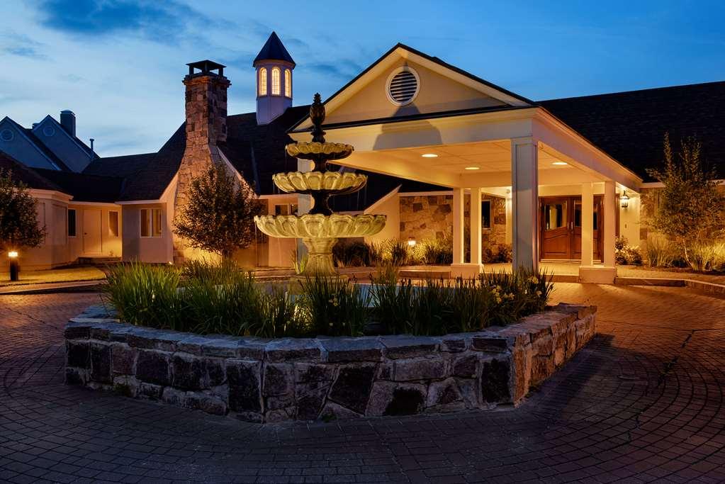 Orchards Hotel Williamstown Exterior photo